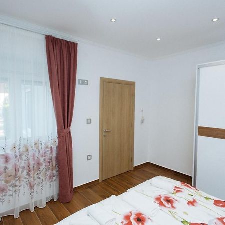 Apartmani Mikic Palić Buitenkant foto