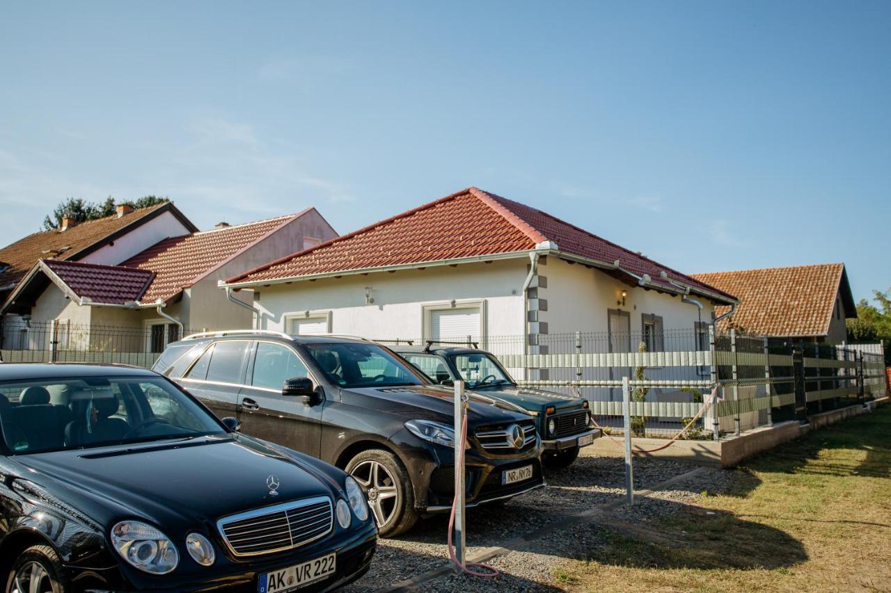 Apartmani Mikic Palić Buitenkant foto